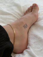 Designed to order by Gary — the original name logo designer